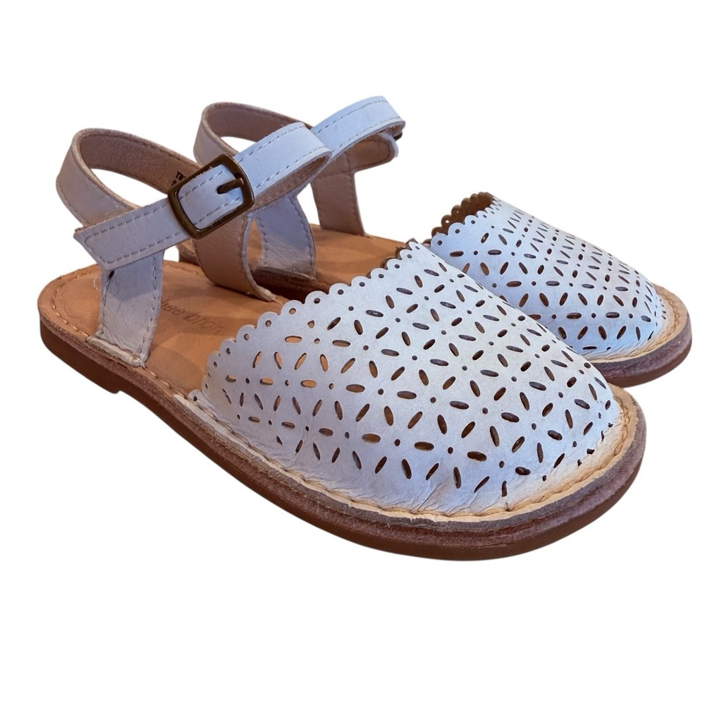 THEE BRON Toddler Girl Vintage Closed-Toe Sandals Hollow Out Rustic Summer Shoes